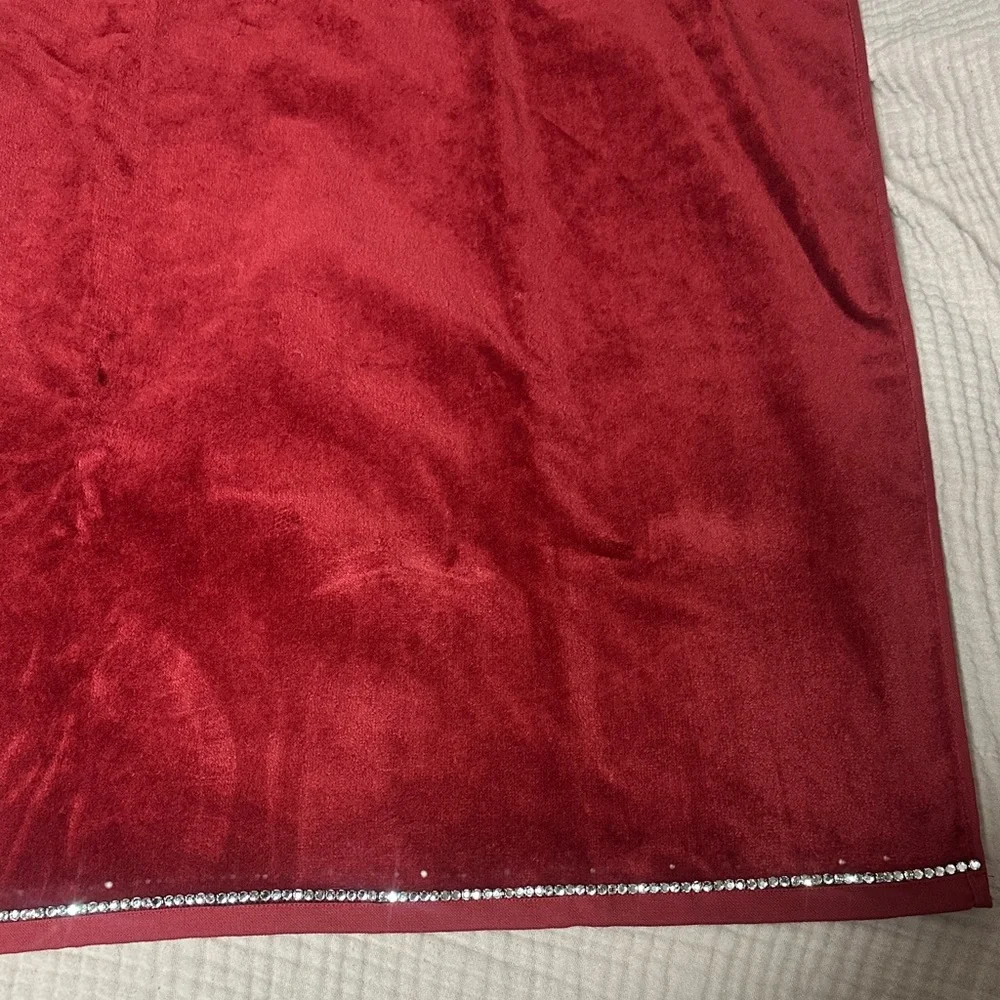 Elegant Burgundy Turkish Cotton Towel Set with Rhinestone Trim NWOT